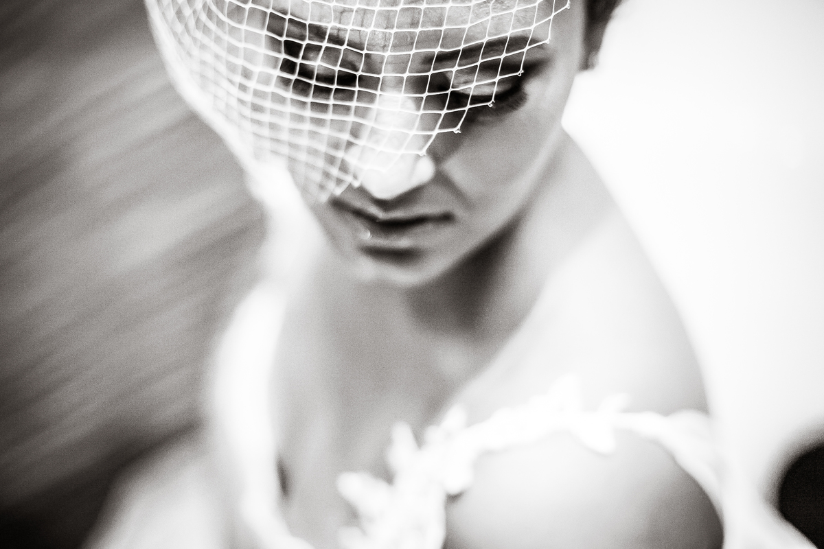 Fotografia de casamento, fotos de casamento, noiva, Fotógrafo no Porto, em Portugal. Fotógrafo de casamentos no Porto, Portugal. Fotos espontaneas, fotos naturais, fotos românticas, fotografia criativa. Casal apaixonado. Melhor fotógrafo de Portugal