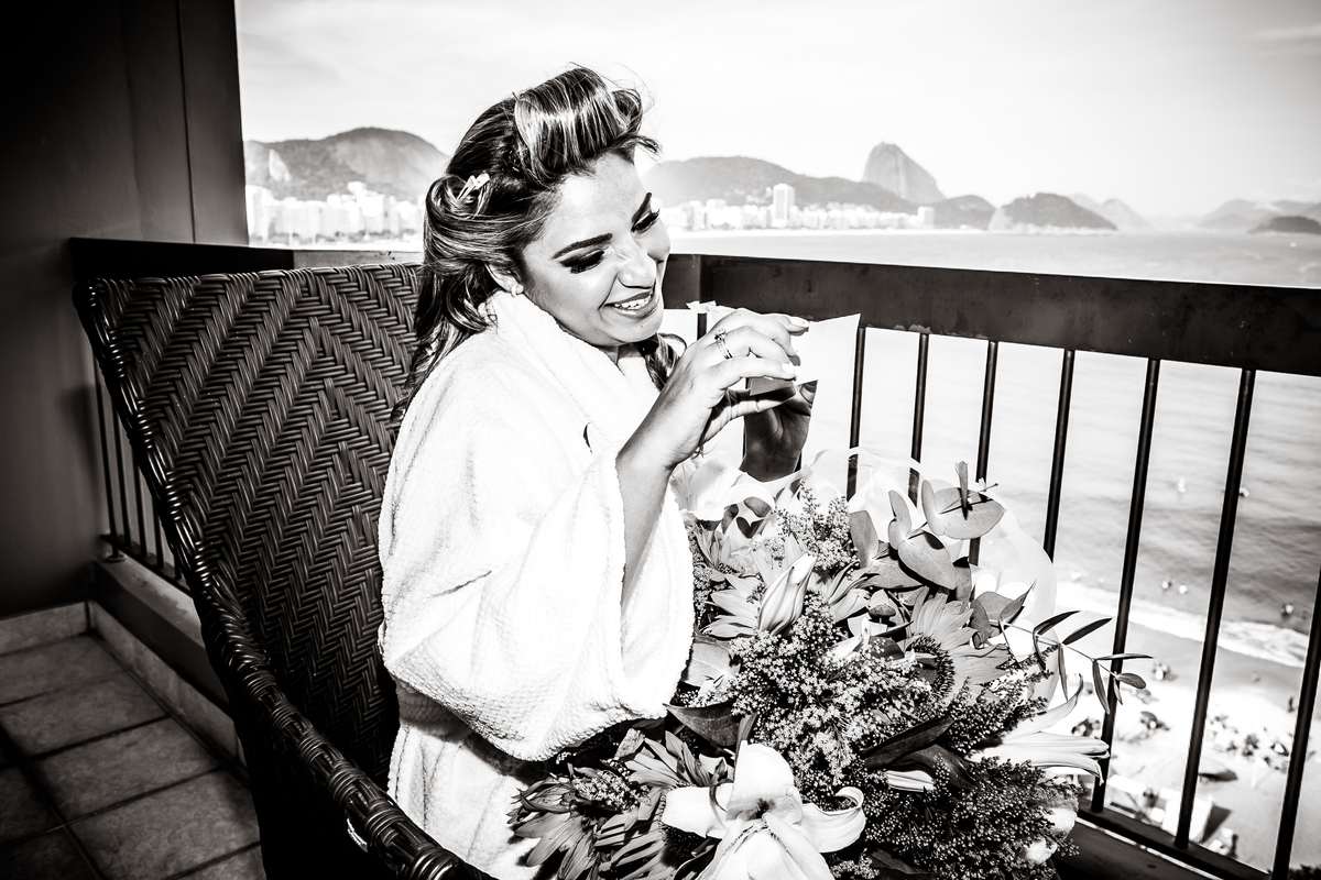 Fotografia de casamento, fotos de casamento, noiva, Fotógrafo no Porto, em Portugal. Fotógrafo de casamentos no Porto, Portugal. Fotos espontaneas, fotos naturais, fotos românticas, fotografia criativa. Casal apaixonado. Melhor fotógrafo de Portugal