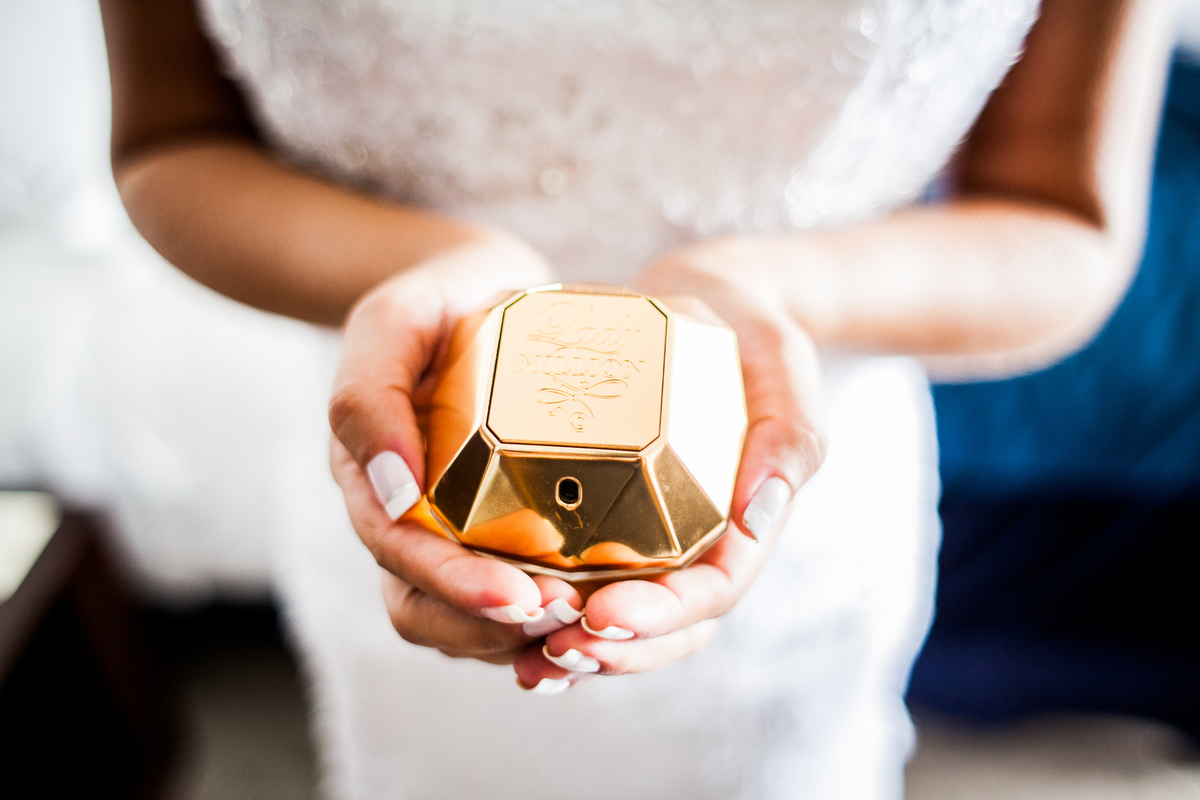 Fotografia de casamento, fotos de casamento, noiva, Fotógrafo no Porto, em Portugal. Fotógrafo de casamentos no Porto, Portugal. Fotos espontaneas, fotos naturais, fotos românticas, fotografia criativa. Casal apaixonado. Melhor fotógrafo de Portugal