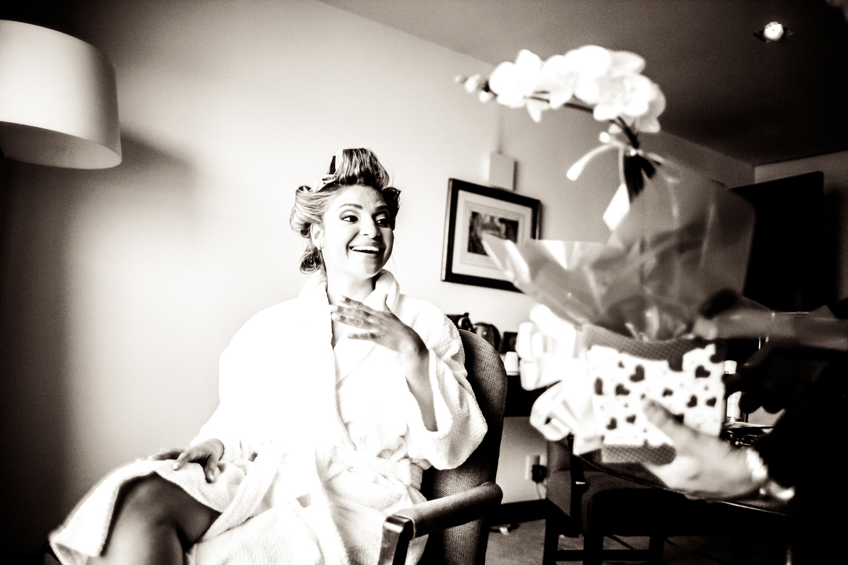 Fotografia de casamento, fotos de casamento, noiva, Fotógrafo no Porto, em Portugal. Fotógrafo de casamentos no Porto, Portugal. Fotos espontaneas, fotos naturais, fotos românticas, fotografia criativa. Casal apaixonado. Melhor fotógrafo de Portugal