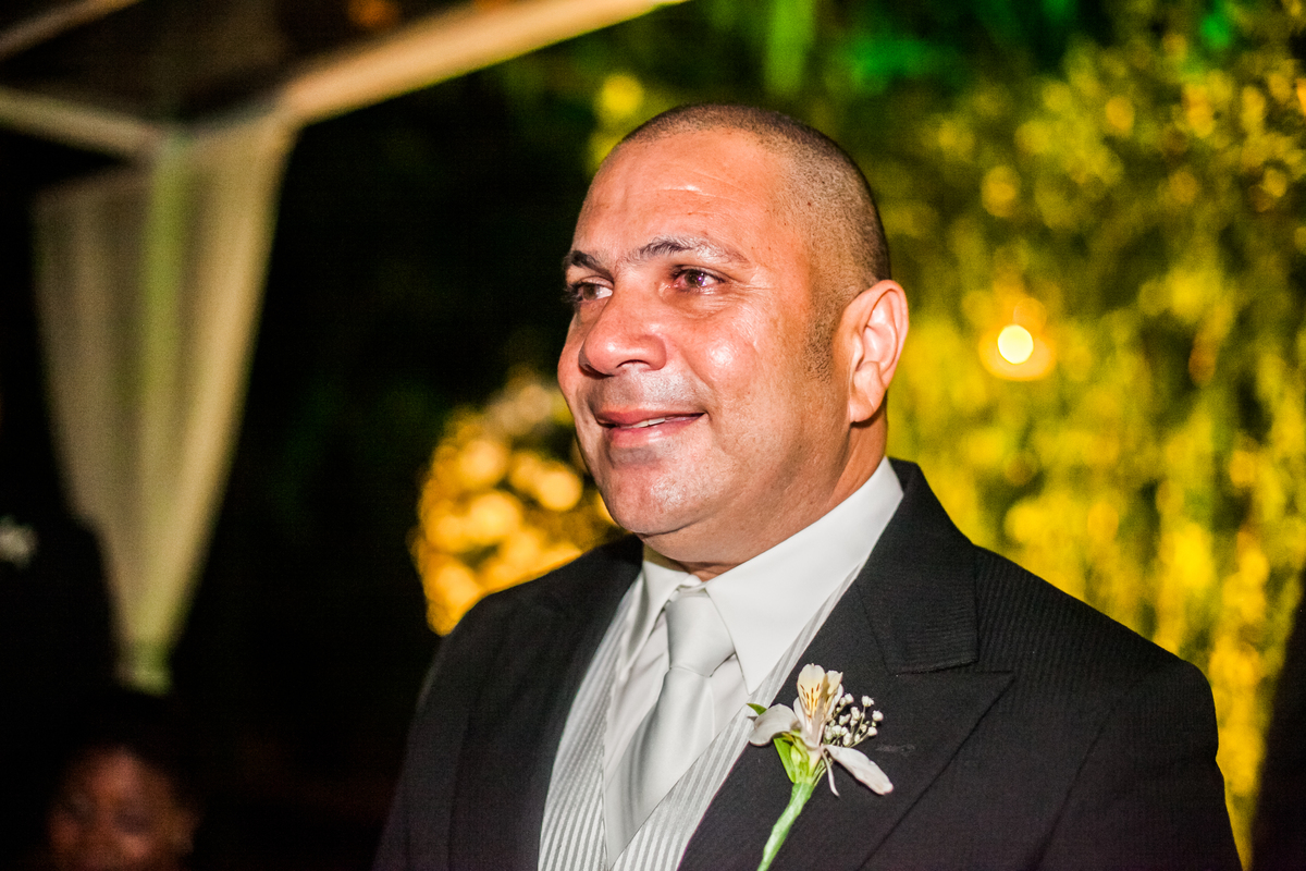 Fotografia de casamento, fotos de casamento, noiva, Fotógrafo no Porto, em Portugal. Fotógrafo de casamentos no Porto, Portugal. Fotos espontaneas, fotos naturais, fotos românticas, fotografia criativa. Casal apaixonado. Melhor fotógrafo de Portugal