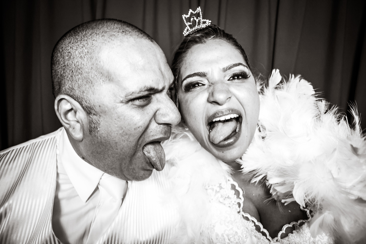 Fotografia de casamento, fotos de casamento, noiva, Fotógrafo no Porto, em Portugal. Fotógrafo de casamentos no Porto, Portugal. Fotos espontaneas, fotos naturais, fotos românticas, fotografia criativa. Casal apaixonado. Melhor fotógrafo de Portugal