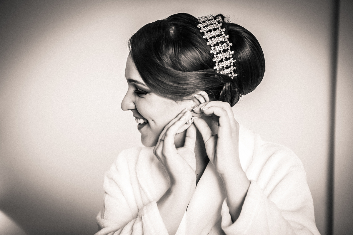 Fotografia de casamento, fotos de casamento, noiva, Fotógrafo no Porto, em Portugal. Fotógrafo de casamentos no Porto, Portugal. Fotos espontaneas, fotos naturais, fotos românticas, fotografia criativa. Casal apaixonado. Fernanda Ferraro Fotografia. 