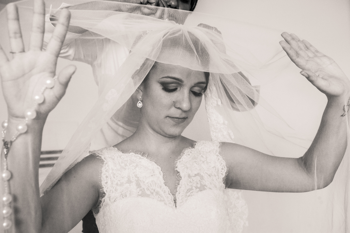 Fotografia de casamento, fotos de casamento, noiva, Fotógrafo no Porto, em Portugal. Fotógrafo de casamentos no Porto, Portugal. Fotos espontaneas, fotos naturais, fotos românticas, fotografia criativa. Casal apaixonado. Fernanda Ferraro Fotografia. 