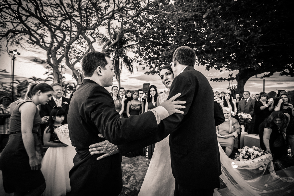 Fotografia de casamento, fotos de casamento, noiva, Fotógrafo no Porto, em Portugal. Fotógrafo de casamentos no Porto, Portugal. Fotos espontaneas, fotos naturais, fotos românticas, fotografia criativa. Casal apaixonado. Fernanda Ferraro Fotografia. 