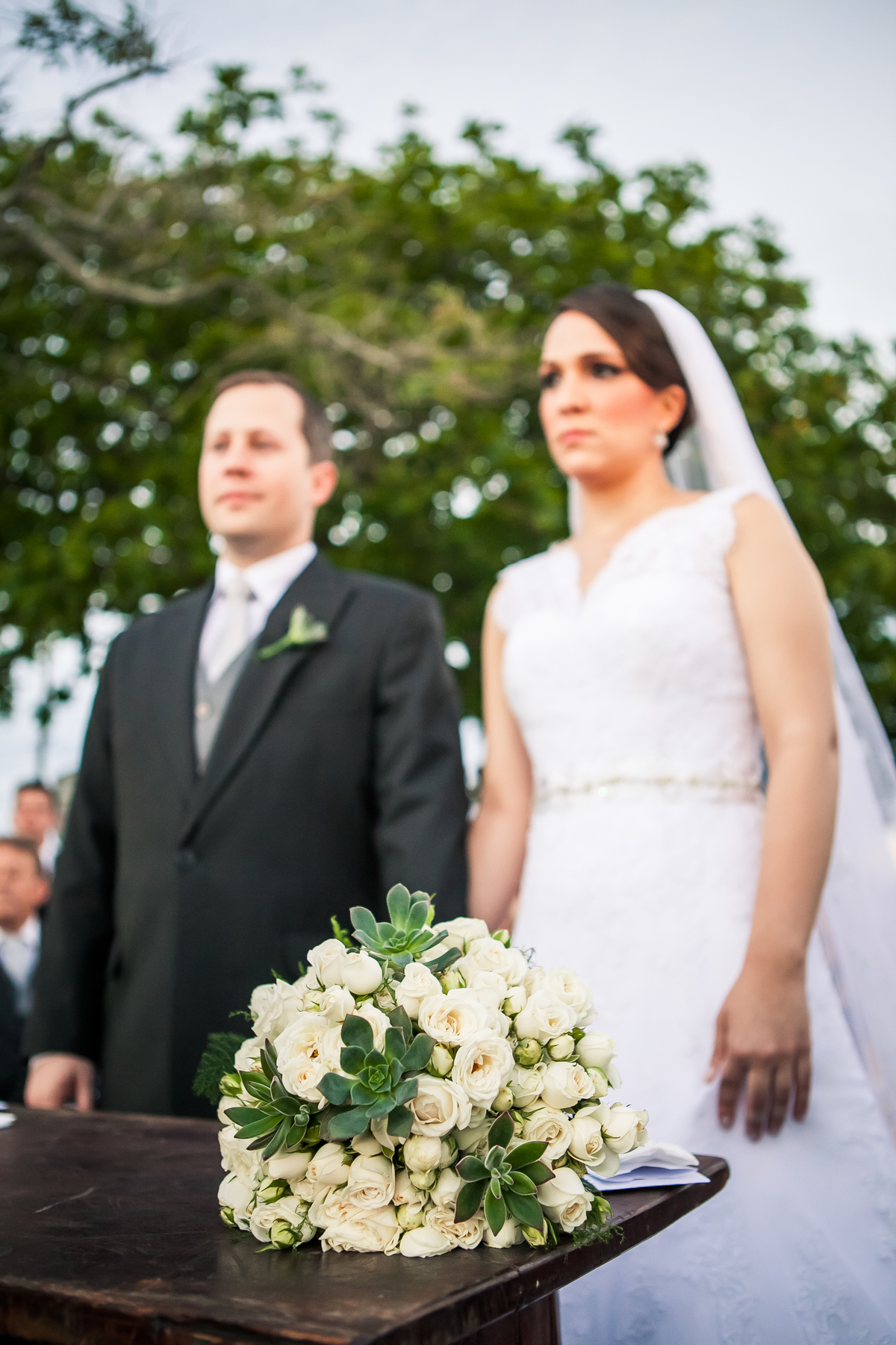 Fotografia de casamento, fotos de casamento, noiva, Fotógrafo no Porto, em Portugal. Fotógrafo de casamentos no Porto, Portugal. Fotos espontaneas, fotos naturais, fotos românticas, fotografia criativa. Casal apaixonado. Fernanda Ferraro Fotografia. 