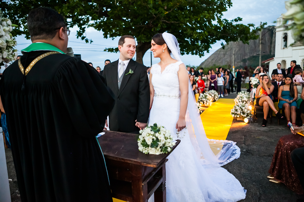Fotografia de casamento, fotos de casamento, noiva, Fotógrafo no Porto, em Portugal. Fotógrafo de casamentos no Porto, Portugal. Fotos espontaneas, fotos naturais, fotos românticas, fotografia criativa. Casal apaixonado. Fernanda Ferraro Fotografia. 