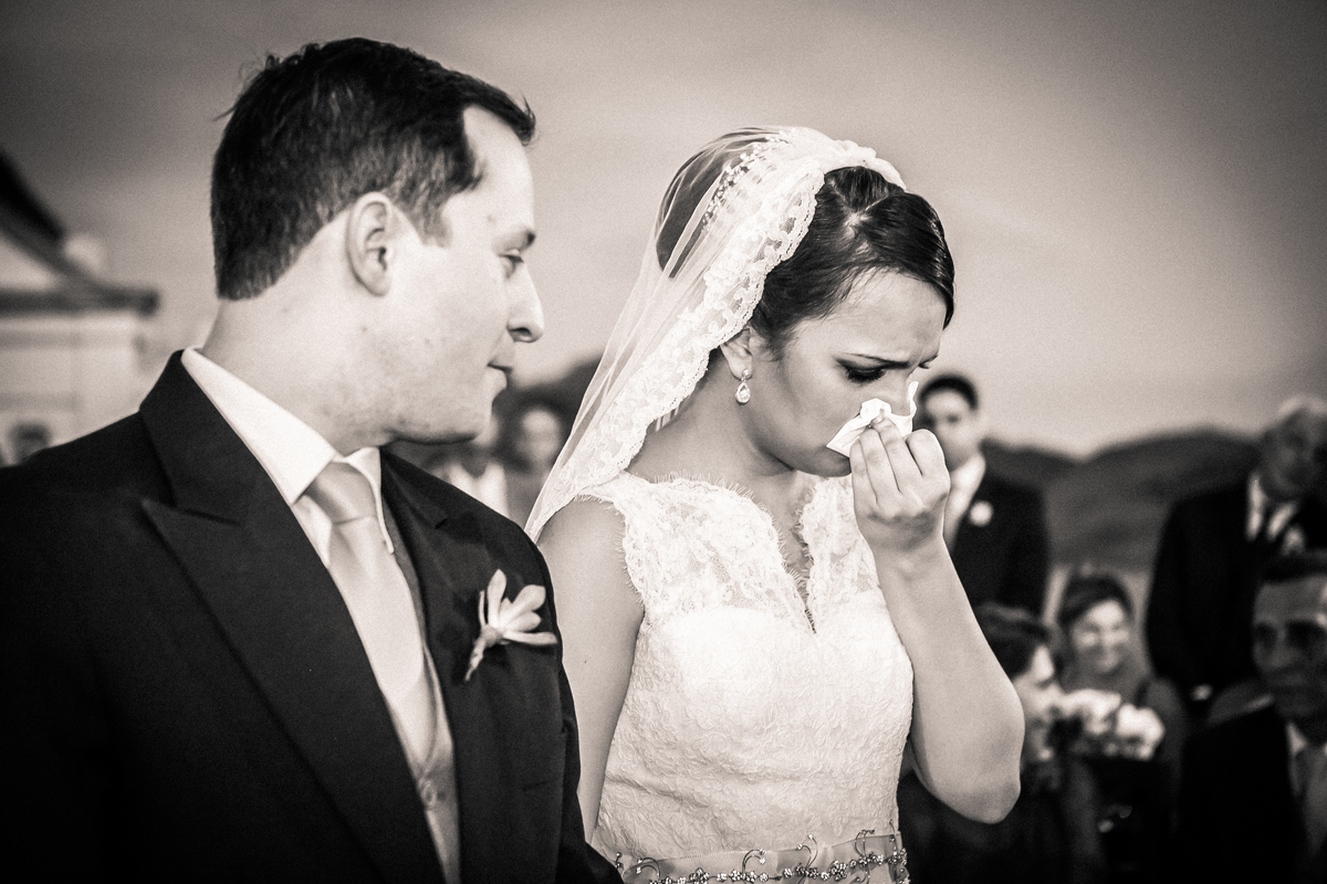 Fotografia de casamento, fotos de casamento, noiva, Fotógrafo no Porto, em Portugal. Fotógrafo de casamentos no Porto, Portugal. Fotos espontaneas, fotos naturais, fotos românticas, fotografia criativa. Casal apaixonado. Fernanda Ferraro Fotografia. 