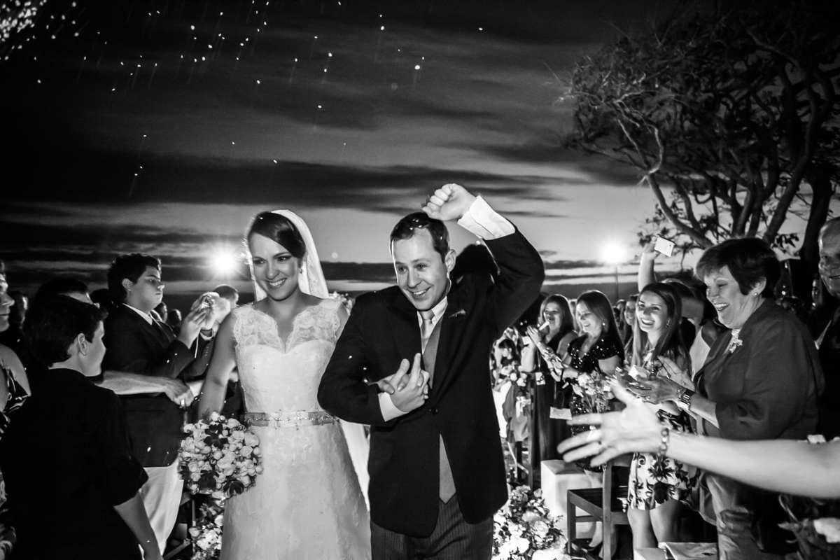 Fotografia de casamento, fotos de casamento, noiva, Fotógrafo no Porto, em Portugal. Fotógrafo de casamentos no Porto, Portugal. Fotos espontaneas, fotos naturais, fotos românticas, fotografia criativa. Casal apaixonado. Fernanda Ferraro Fotografia. 