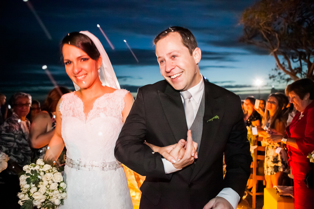 Fotografia de casamento, fotos de casamento, noiva, Fotógrafo no Porto, em Portugal. Fotógrafo de casamentos no Porto, Portugal. Fotos espontaneas, fotos naturais, fotos românticas, fotografia criativa. Casal apaixonado. Fernanda Ferraro Fotografia. 