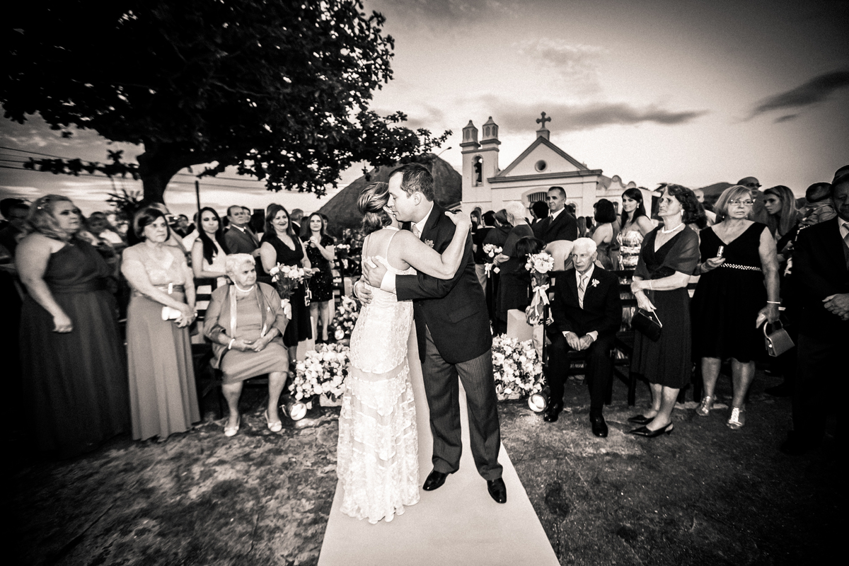 Fotografia de casamento, fotos de casamento, noiva, Fotógrafo no Porto, em Portugal. Fotógrafo de casamentos no Porto, Portugal. Fotos espontaneas, fotos naturais, fotos românticas, fotografia criativa. Casal apaixonado. Fernanda Ferraro Fotografia. 
