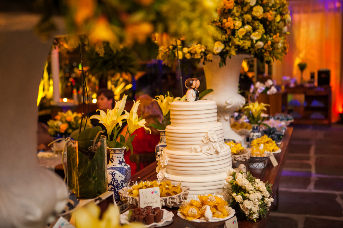 Fotografia de casamento, fotos de casamento, noiva, Fotógrafo no Porto, em Portugal. Fotógrafo de casamentos no Porto, Portugal. Fotos espontaneas, fotos naturais, fotos românticas, fotografia criativa. Casal apaixonado. Fernanda Ferraro Fotografia. 