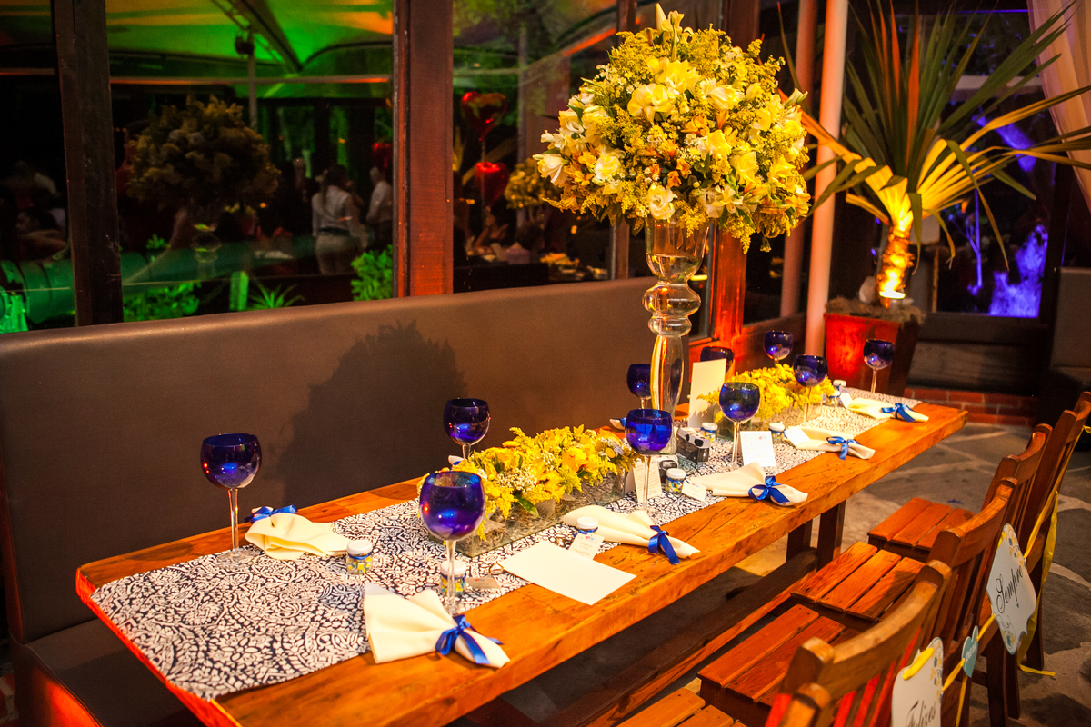 Fotografia de casamento, fotos de casamento, noiva, Fotógrafo no Porto, em Portugal. Fotógrafo de casamentos no Porto, Portugal. Fotos espontaneas, fotos naturais, fotos românticas, fotografia criativa. Casal apaixonado. Fernanda Ferraro Fotografia. 