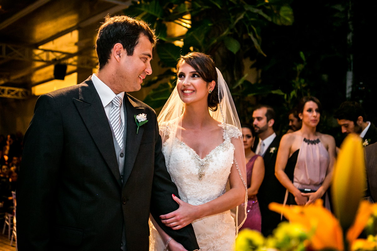 Fotografia de casamento, fotos de casamento, noiva, Fotógrafo no Porto, em Portugal. Fotógrafo de casamentos no Porto, Portugal. Fotos espontaneas, fotos naturais, fotos românticas, fotografia criativa. Casal apaixonado. Fernanda Ferraro Fotografia. 