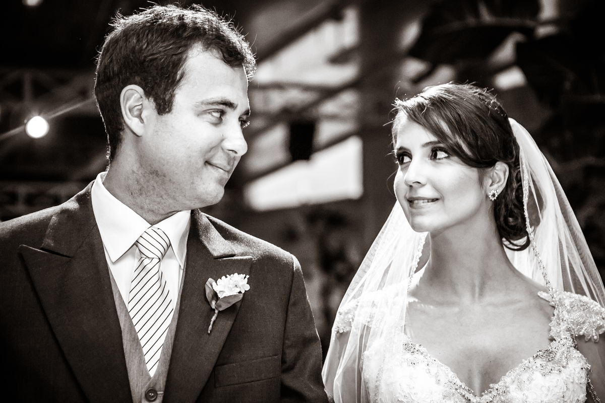 Fotografia de casamento, fotos de casamento, noiva, Fotógrafo no Porto, em Portugal. Fotógrafo de casamentos no Porto, Portugal. Fotos espontaneas, fotos naturais, fotos românticas, fotografia criativa. Casal apaixonado. Fernanda Ferraro Fotografia. 