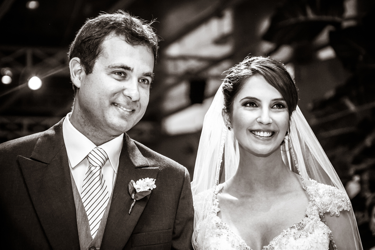 Fotografia de casamento, fotos de casamento, noiva, Fotógrafo no Porto, em Portugal. Fotógrafo de casamentos no Porto, Portugal. Fotos espontaneas, fotos naturais, fotos românticas, fotografia criativa. Casal apaixonado. Fernanda Ferraro Fotografia. 