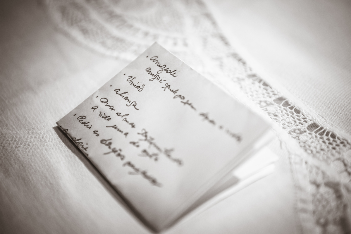 Fotografia de casamento, fotos de casamento, noiva, Fotógrafo no Porto, em Portugal. Fotógrafo de casamentos no Porto, Portugal. Fotos espontaneas, fotos naturais, fotos românticas, fotografia criativa. Casal apaixonado. Fernanda Ferraro Fotografia. 