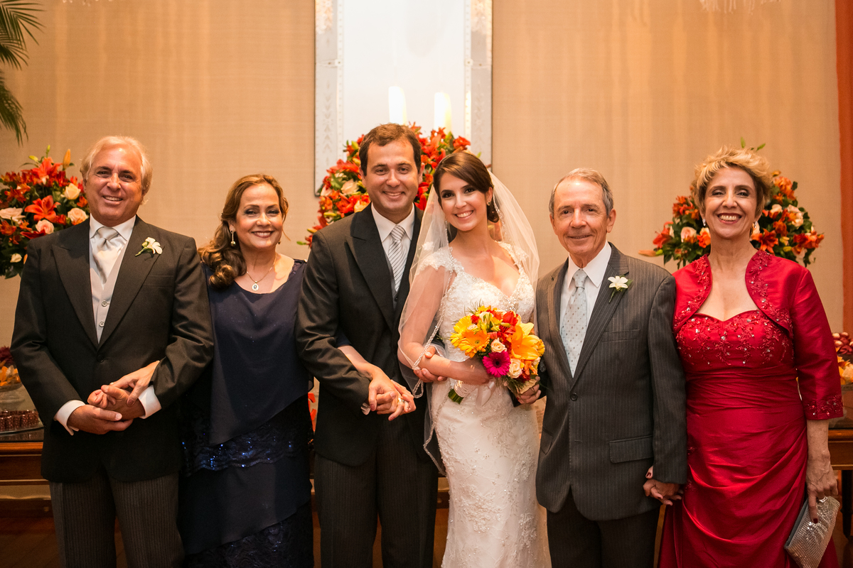 Fotografia de casamento, fotos de casamento, noiva, Fotógrafo no Porto, em Portugal. Fotógrafo de casamentos no Porto, Portugal. Fotos espontaneas, fotos naturais, fotos românticas, fotografia criativa. Casal apaixonado. Fernanda Ferraro Fotografia. 