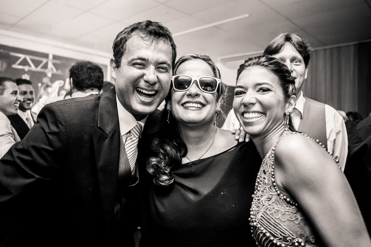 Fotografia de casamento, fotos de casamento, noiva, Fotógrafo no Porto, em Portugal. Fotógrafo de casamentos no Porto, Portugal. Fotos espontaneas, fotos naturais, fotos românticas, fotografia criativa. Casal apaixonado. Fernanda Ferraro Fotografia. 