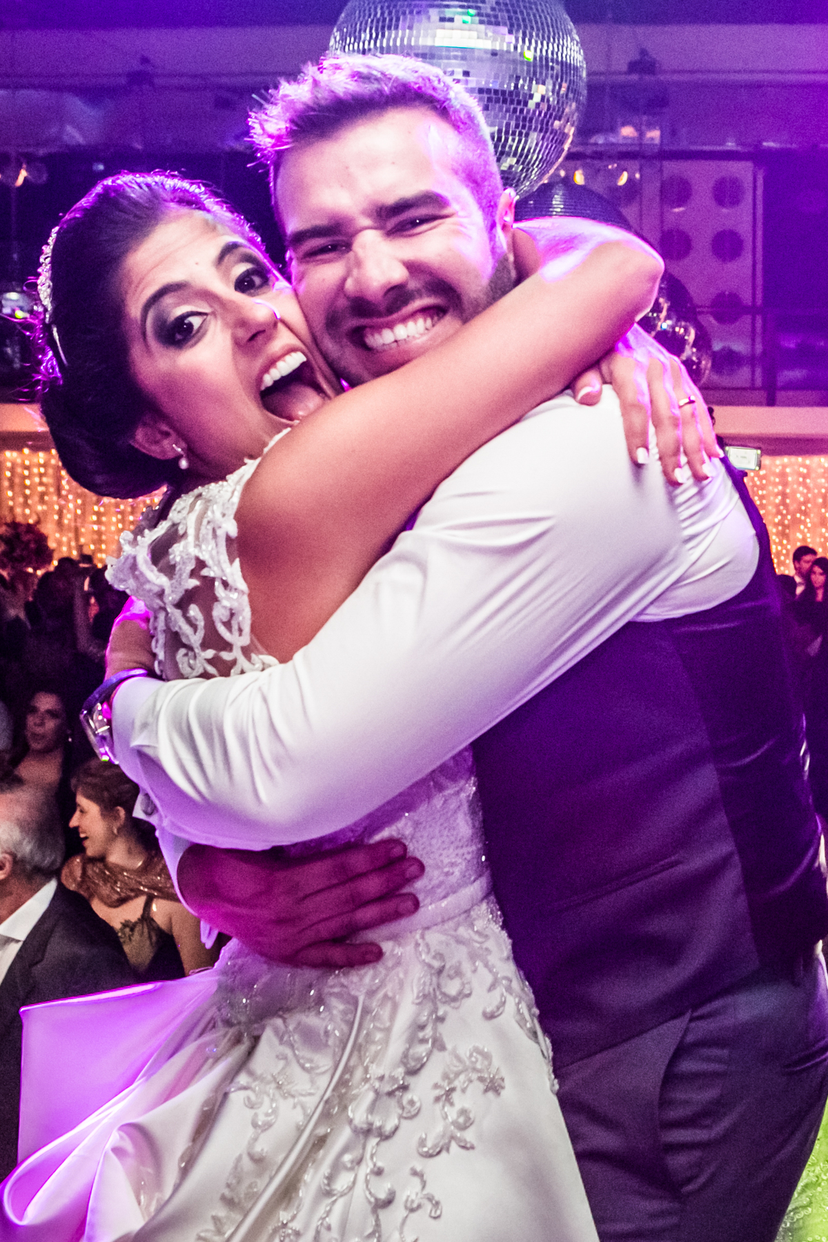 Fotografia de casamento, fotos de casamento, noiva, Fotógrafo no Porto, em Portugal. Fotógrafo de casamentos no Porto, Portugal. Fotos espontaneas, fotos naturais, fotos românticas, fotografia criativa. Casal apaixonado. Fernanda Ferraro Fotografia. 