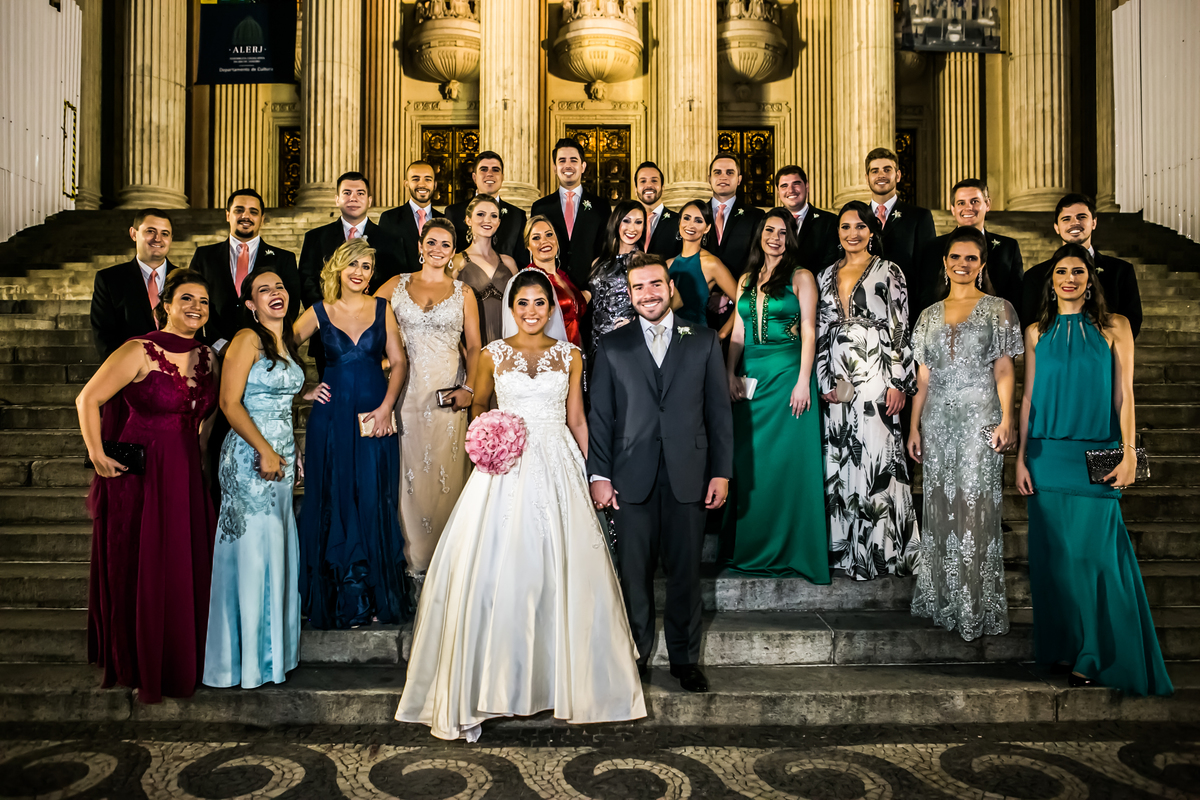 Fotografia de casamento, fotos de casamento, noiva, Fotógrafo no Porto, em Portugal. Fotógrafo de casamentos no Porto, Portugal. Fotos espontaneas, fotos naturais, fotos românticas, fotografia criativa. Casal apaixonado. Fernanda Ferraro Fotografia. 