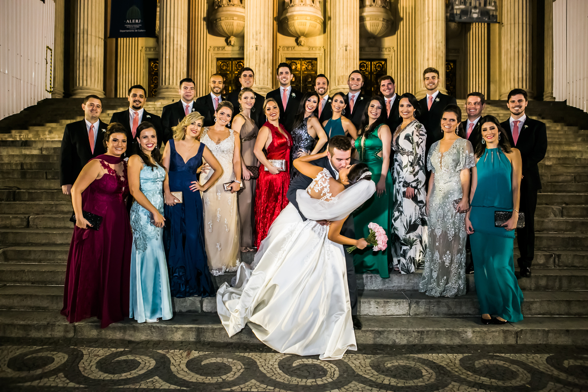 Fotografia de casamento, fotos de casamento, noiva, Fotógrafo no Porto, em Portugal. Fotógrafo de casamentos no Porto, Portugal. Fotos espontaneas, fotos naturais, fotos românticas, fotografia criativa. Casal apaixonado. Fernanda Ferraro Fotografia. 