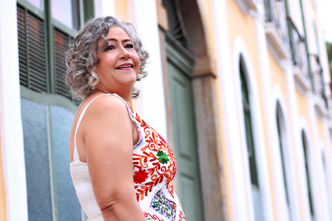 melhores-fotos-ensaio-feminino-winnie-rosa-fotografo-ensaios-rj-fotos-diferentes-sessenta anos-melhores-fotos-60-anos-rj-fotografa-retrato-jardim das preguiças-barra-mansa-rj-criativa-fotos-jardim das preguiças-Barra Mansa-RJ-Câmara Municipal de BM