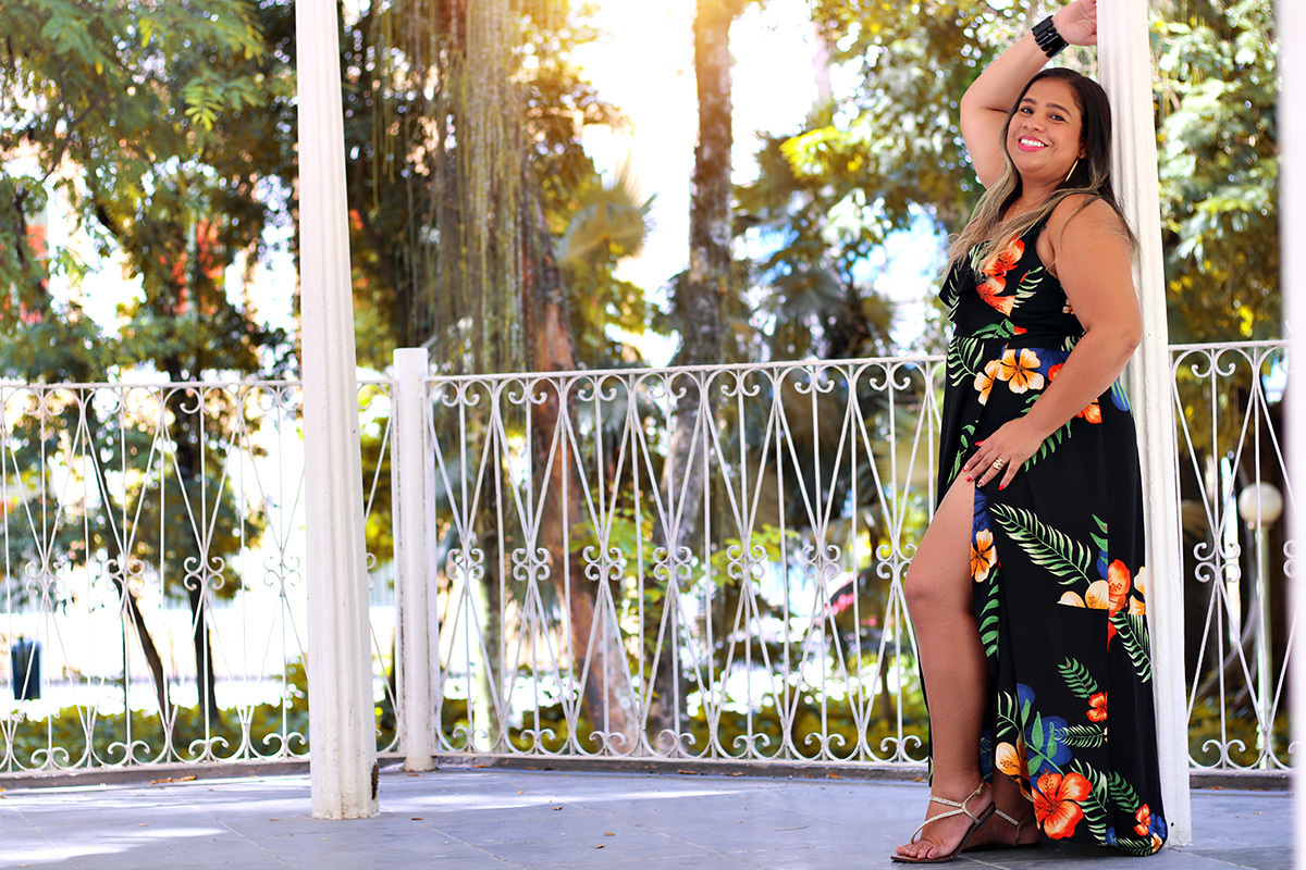 melhores-fotos-ensaio-e-feminino-winnie-rosa-fotografo-ensaios-rj-fotos-diferentes-quarenta-anos-melhores-fotos-40-anos-rj-fotografa-retrato-winnie-rosa-fotos-barra-mansa-rj-criativa-fotos-jardim das preguiças em Barra Mansa RJ