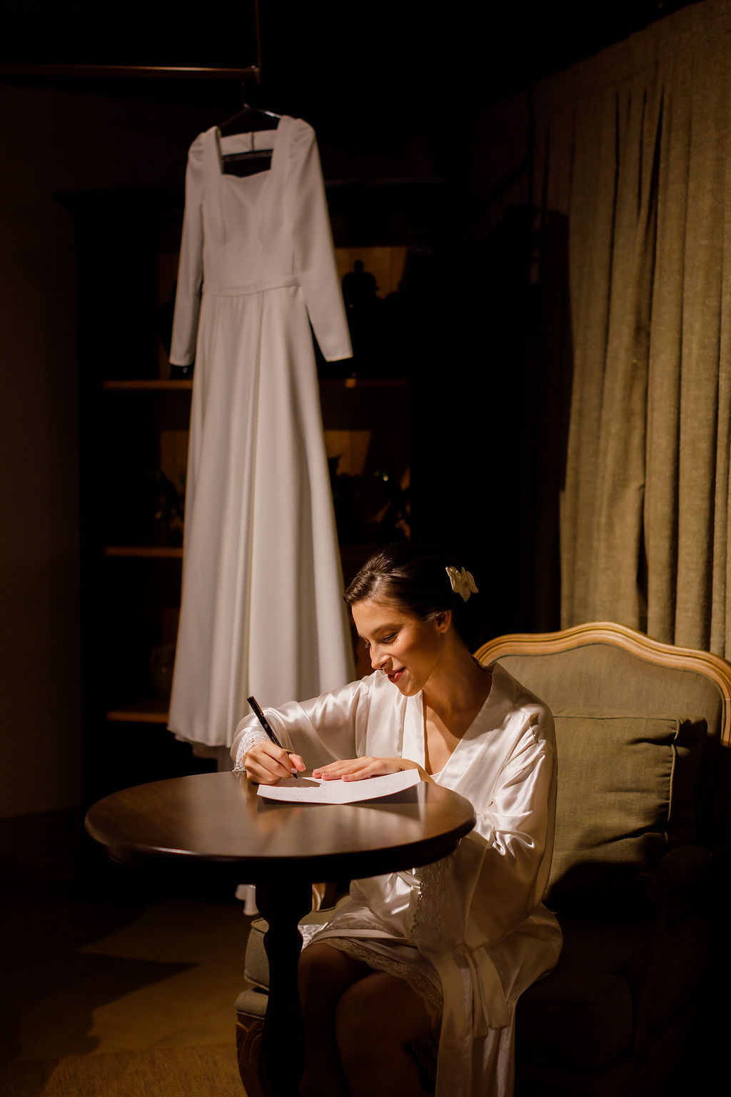 casamento-diurno-intimista-fotografo-casadascia-ribeirao-preto-fotografia-noiva-noivos-minimalista-asthetic-ar-livre-gramado-por-do-sol-entardecer-de-dia