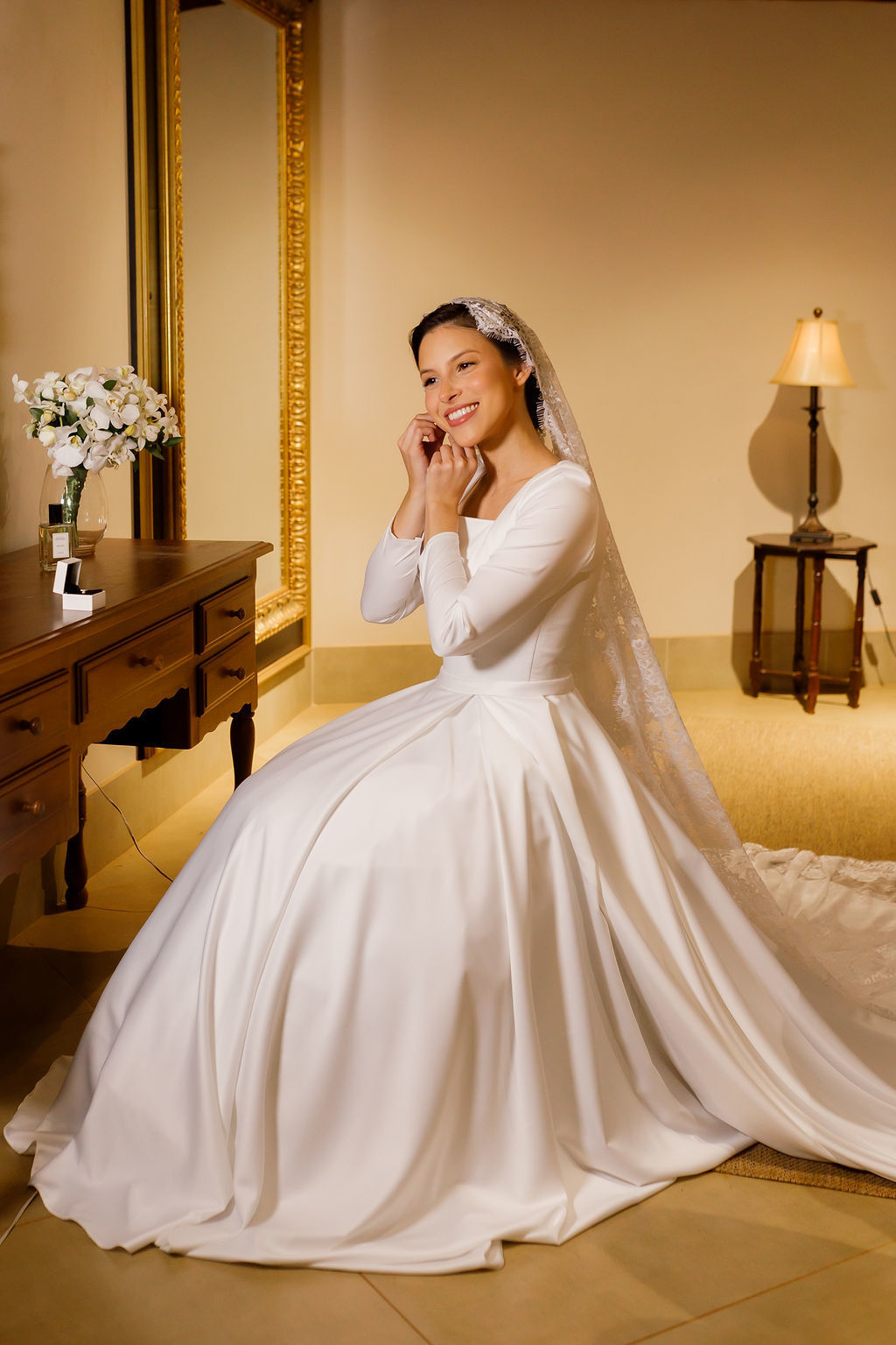 casamento-diurno-intimista-fotografo-casadascia-ribeirao-preto-fotografia-noiva-noivos-minimalista-asthetic-ar-livre-gramado-por-do-sol-entardecer-de-dia