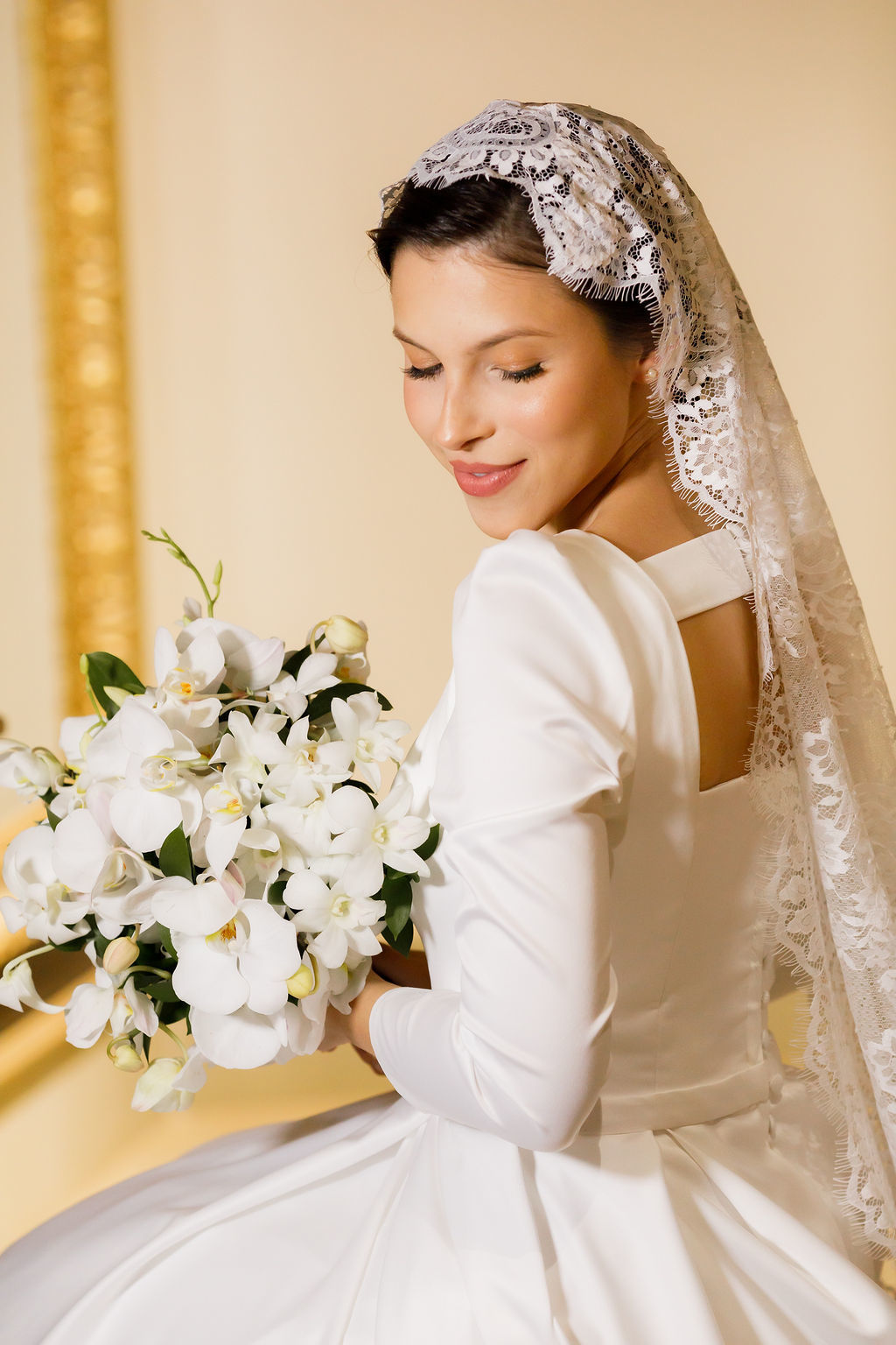 casamento-diurno-intimista-fotografo-casadascia-ribeirao-preto-fotografia-noiva-noivos-minimalista-asthetic-ar-livre-gramado-por-do-sol-entardecer-de-dia