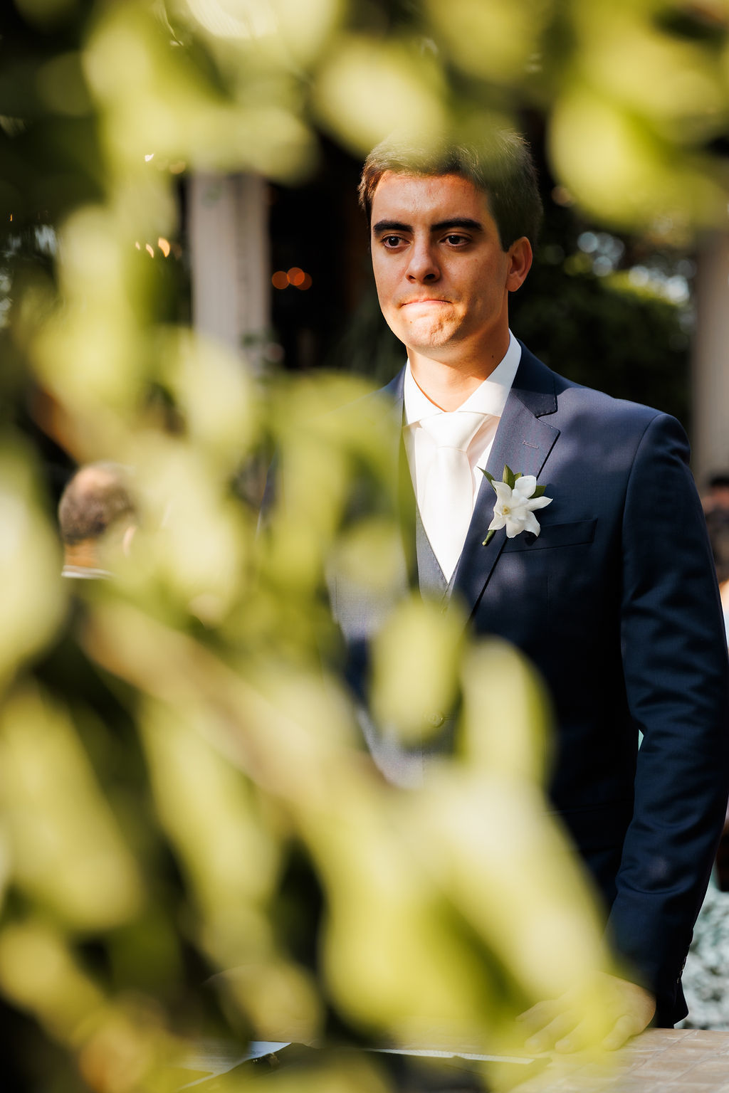 casamento-diurno-intimista-fotografo-casadascia-ribeirao-preto-fotografia-noiva-noivos-minimalista-asthetic-ar-livre-gramado-por-do-sol-entardecer-de-dia