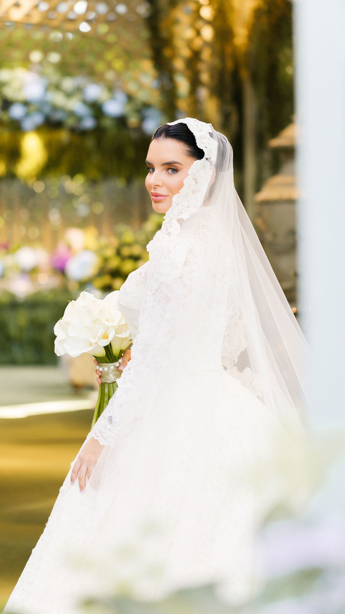 casamento-fotografo-le-jardin-ribeirao-preto-fotografia-noiva-noivos-lucas-anderi-andrezza-minotto-luxuoso-luxo-fabricio-roque-decoracao-asthetic-ar-livre-gramado-por-do-sol-entardecer-de-dia-igreja-leonardo-aguiar-carlos-damas