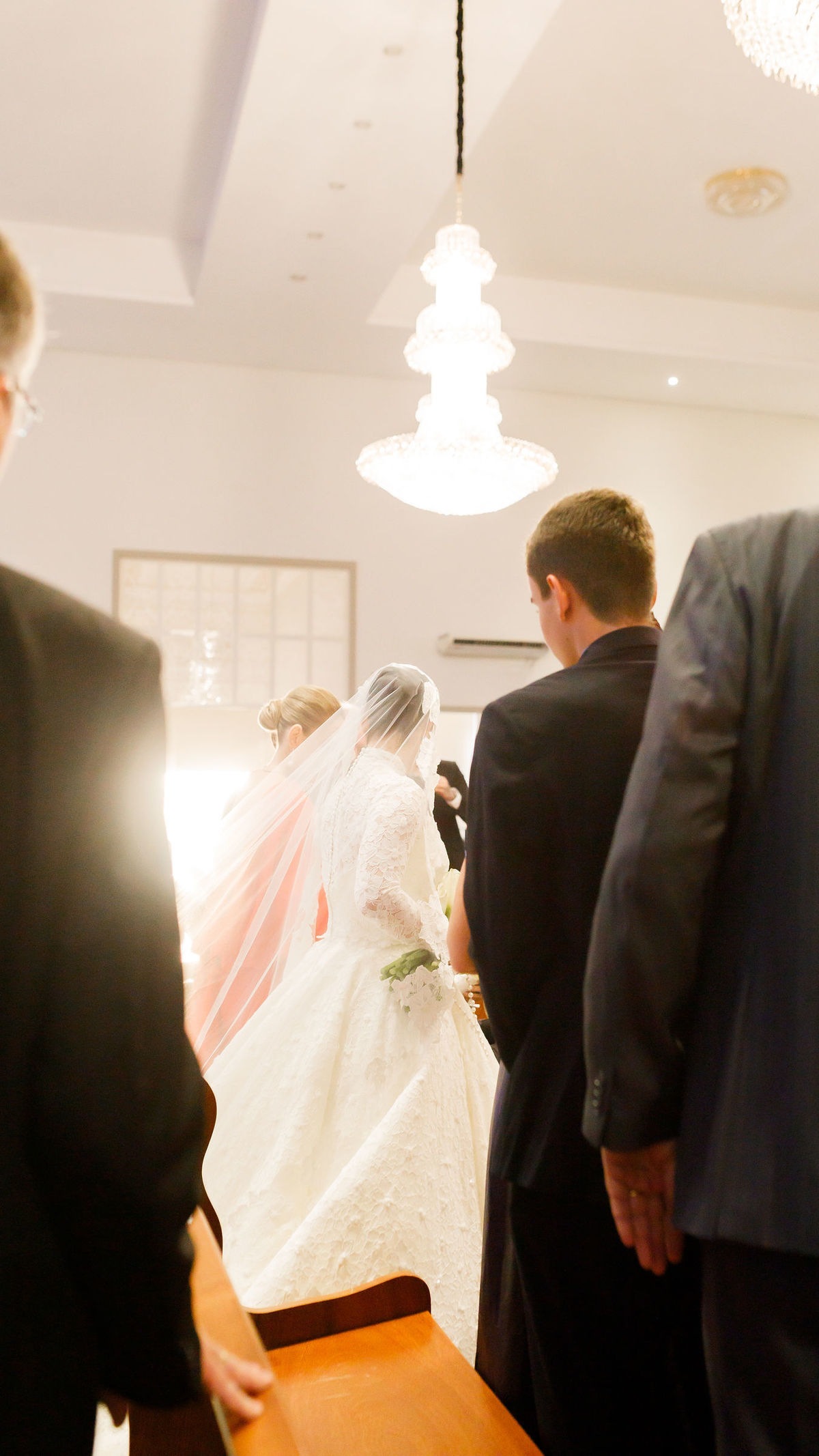 casamento-fotografo-le-jardin-ribeirao-preto-fotografia-noiva-noivos-lucas-anderi-andrezza-minotto-luxuoso-luxo-fabricio-roque-decoracao-asthetic-ar-livre-gramado-por-do-sol-entardecer-de-dia-igreja-leonardo-aguiar-carlos-damas