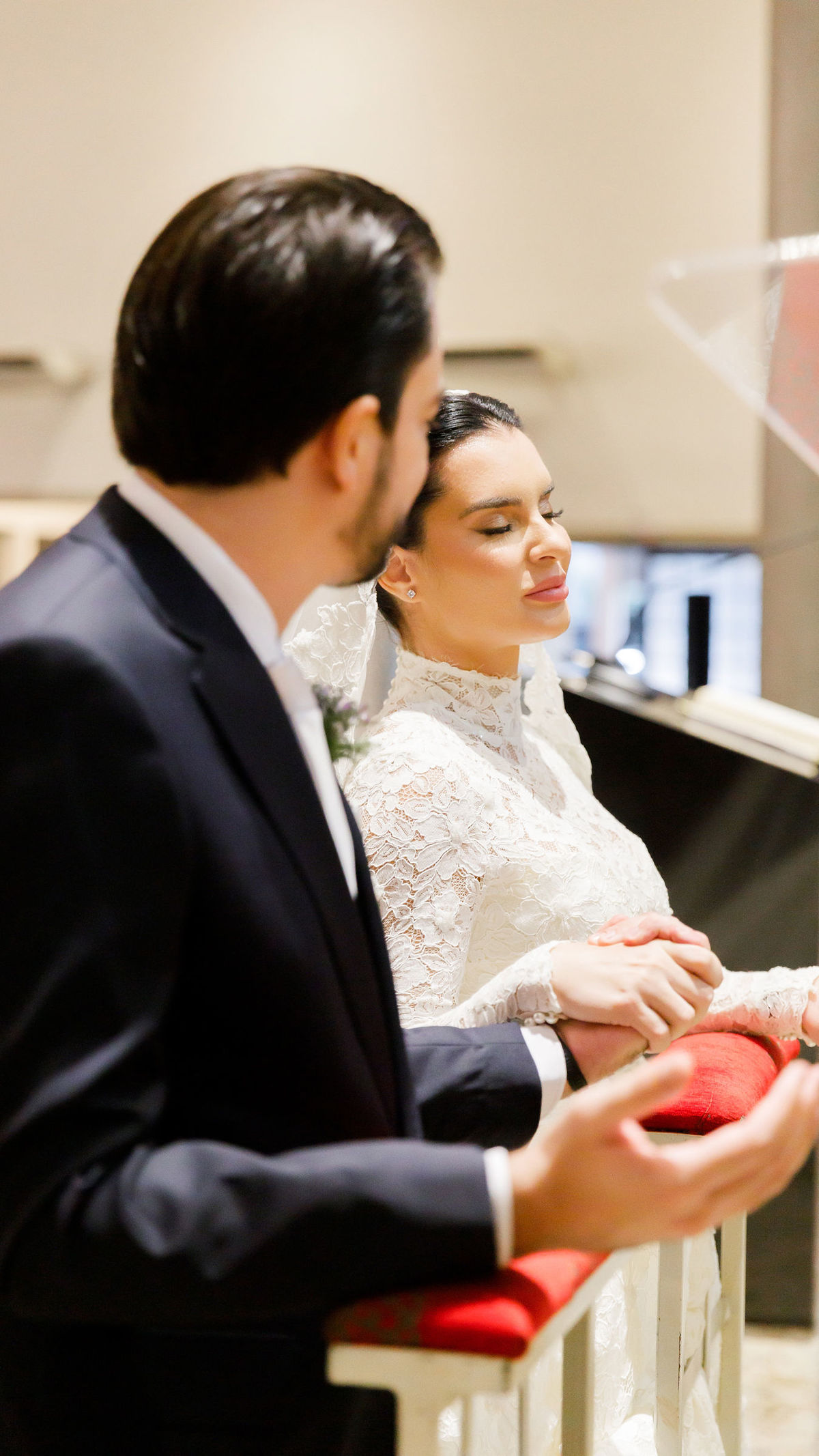 casamento-fotografo-le-jardin-ribeirao-preto-fotografia-noiva-noivos-lucas-anderi-andrezza-minotto-luxuoso-luxo-fabricio-roque-decoracao-asthetic-ar-livre-gramado-por-do-sol-entardecer-de-dia-igreja-leonardo-aguiar-carlos-damas