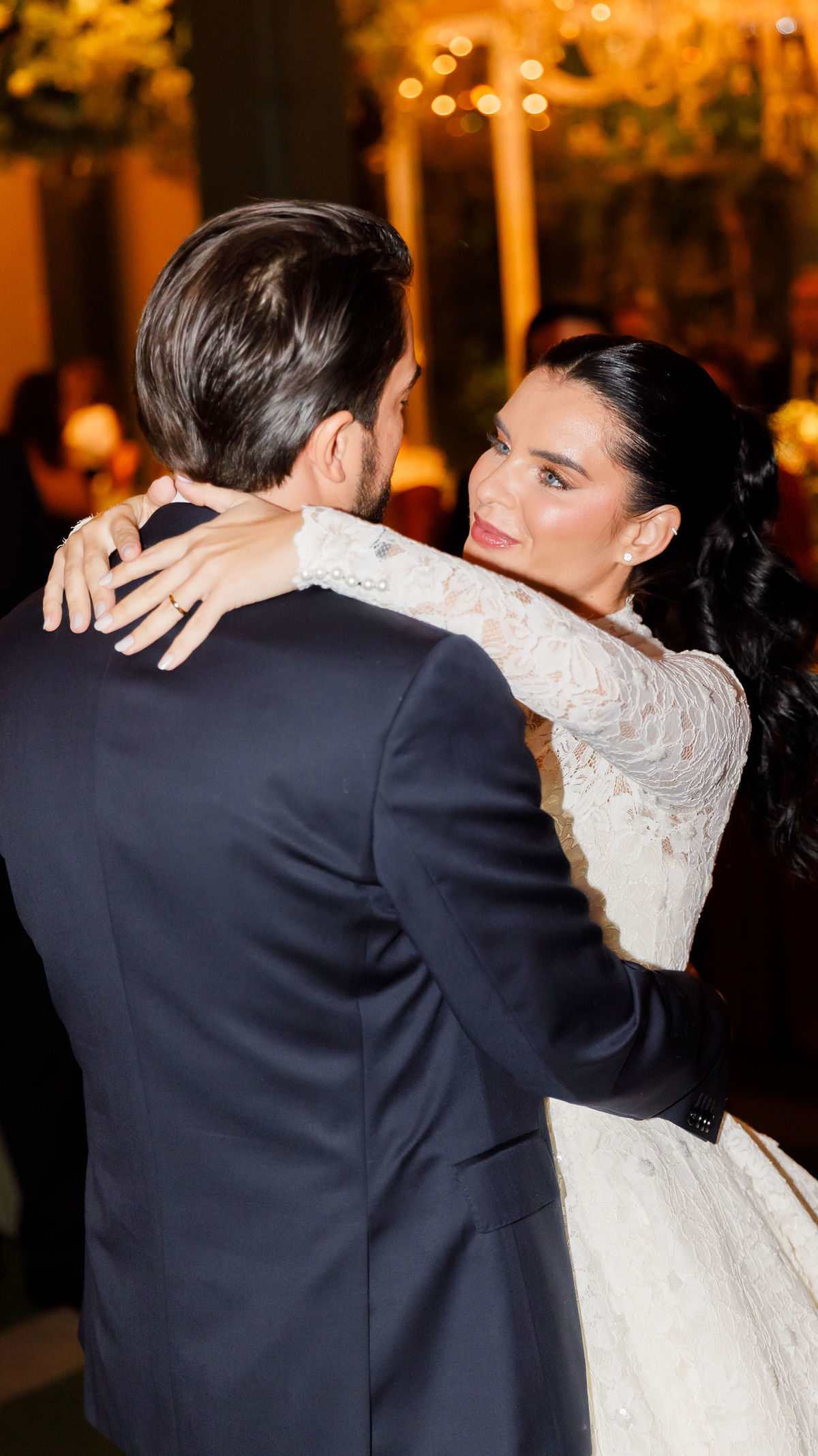 casamento-fotografo-le-jardin-ribeirao-preto-fotografia-noiva-noivos-lucas-anderi-andrezza-minotto-luxuoso-luxo-fabricio-roque-decoracao-asthetic-ar-livre-gramado-por-do-sol-entardecer-de-dia-igreja-leonardo-aguiar-carlos-damas