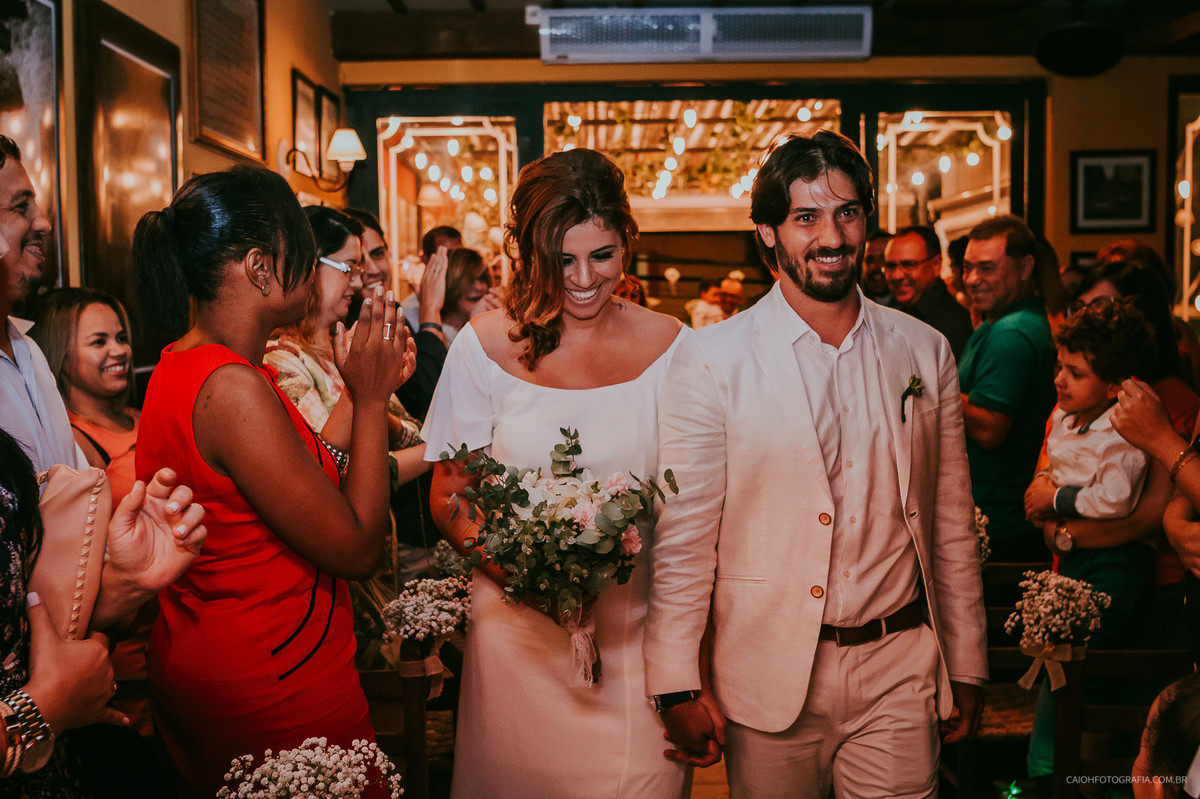 Fotografia de casamento noivos de sp casamento Fotos de casamento Casamentos em restaurantes saida do casal