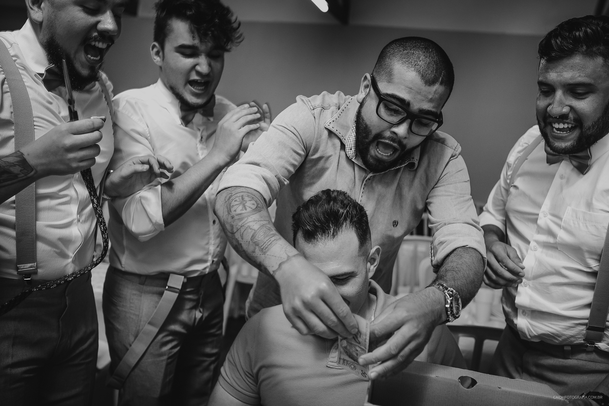  hora da gravata fotos de caio henrique  entrada do noivo casamento ao ar livre casamento de dia  casal cristao ideias de fotos fotos criativas