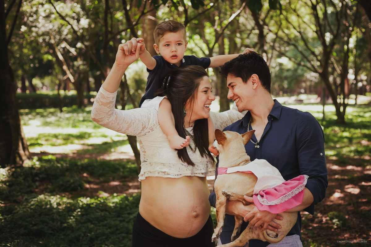 Ensaio de gestante ensaio fotografico de gravida ensaio de familia ensaio no parque fotos de gestante no parque ensaio por caio henrique fotografos de casais fotografos de sao paulo fotos criativas 