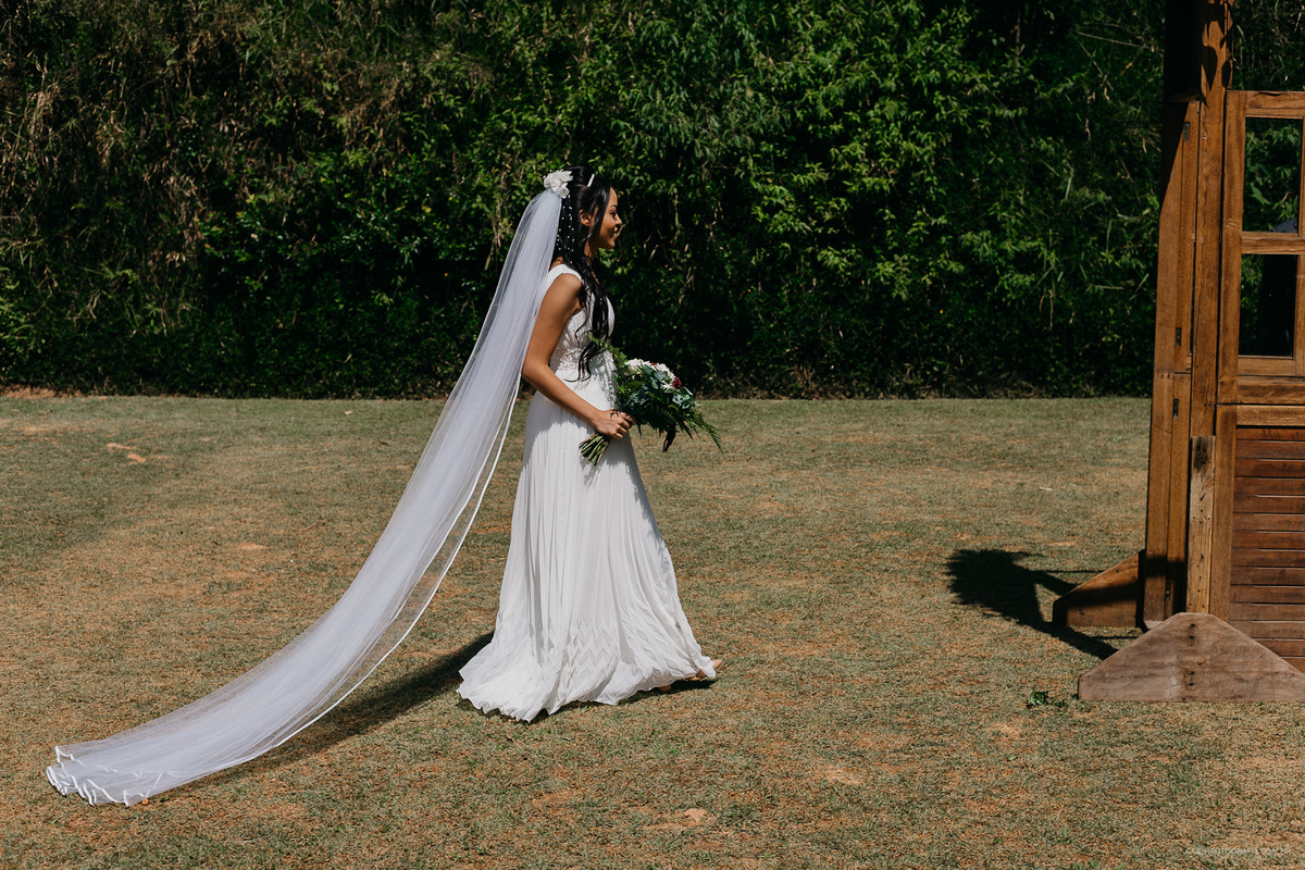 casamento de dia fotografia de casamento casamento no interior casamento ar livre fotos de caio henrique ch fotografia  noivo entrada do noivo noivo ansioso noiva ansiosa entrada de noiva vestido de noiva