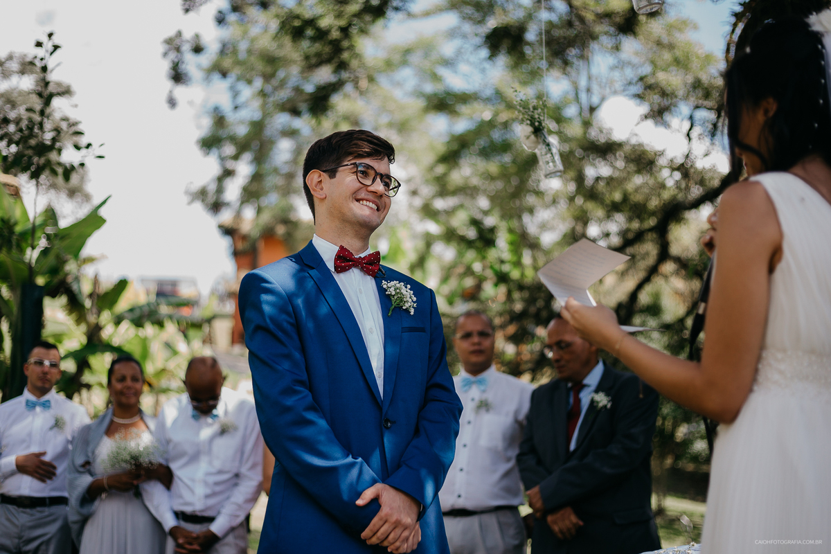 casamento de dia fotografia de casamento casamento no interior casamento ar livre fotos de caio henrique ch fotografia  noivo entrada do noivo noivo ansioso casal sorrindo casamento rustico noivo emocionado votos da noiva