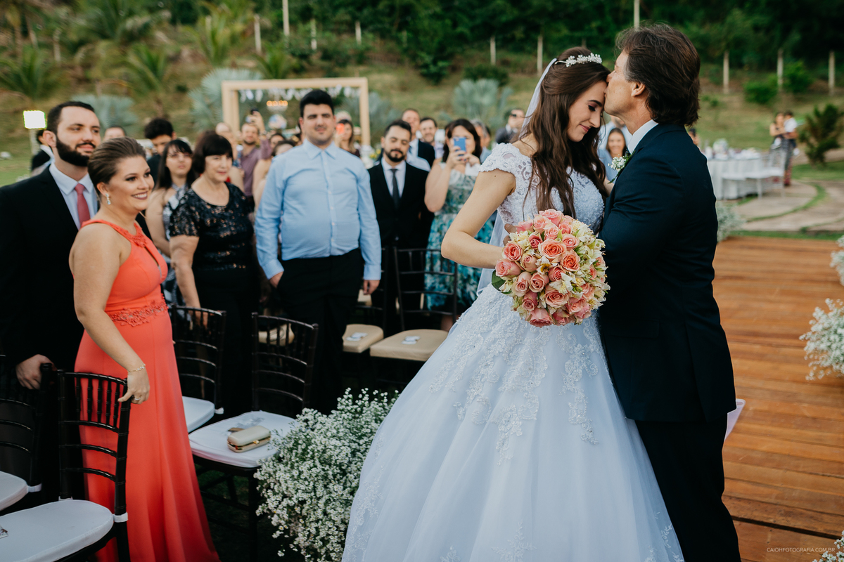 casamentos tocantins wedding day casamento de dia fotografia de casamento fotos de decoracao casamento ao ar livre casamento no campo  detalhes de casamento fotos de caio henrique  a noiva entrada de noiva casa da noiva ideias de noiva  pai da noiva 