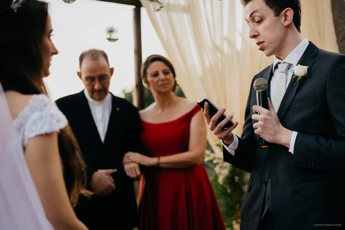 wedding day casamento de dia fotografia por caio henrique casamento ao ar livre casamento em tocantins casa da noiva ideias de noiva os votos noivos sorrindo 