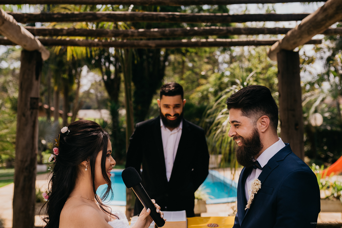 entrada da noiva casamento de dia ideias de casamento fotos por caio henrique casamento cristao ar livre votos preparados por deus casal cristao fotografos de casamento em sp carro da noiva vestido de noiva 
