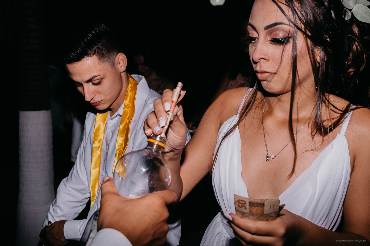 entrada do noivo casamento de dia pais do noivo casamento o ar livre fotografia de casamento casar de dia fotografia por caio henrique  ensaio do casal  festa de casamento