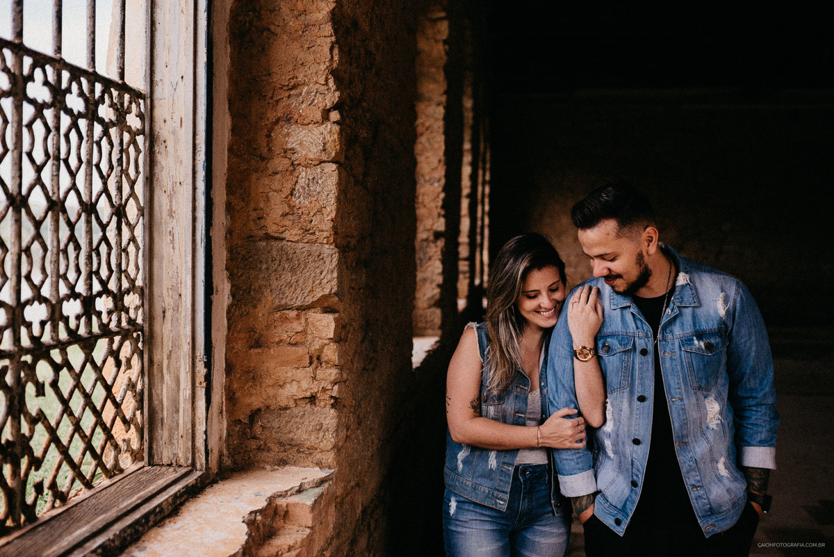 ensaio pre wedding pre casamento ensaio de casal fotografia de casamento fotos tumblr casal tatuado  noivos descolados ensaio sorocaba casal romantico