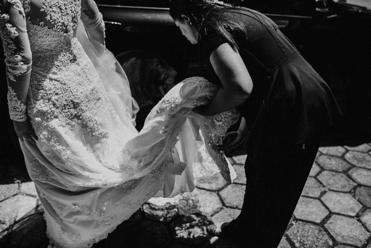 casamento de dia fotografia de casamento fotografos de sao paulo casamento ao ar livre fotos por caio henrique entrada do noivo noivo com a mae cerimonia de casamento