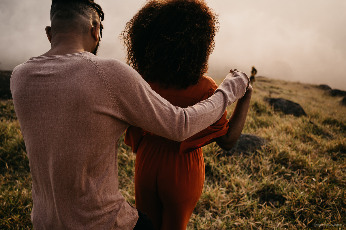ensaio pre wedding fotografia de casamento fotos no campo fotografos de casamento sao paulo caio henrique amanhecer