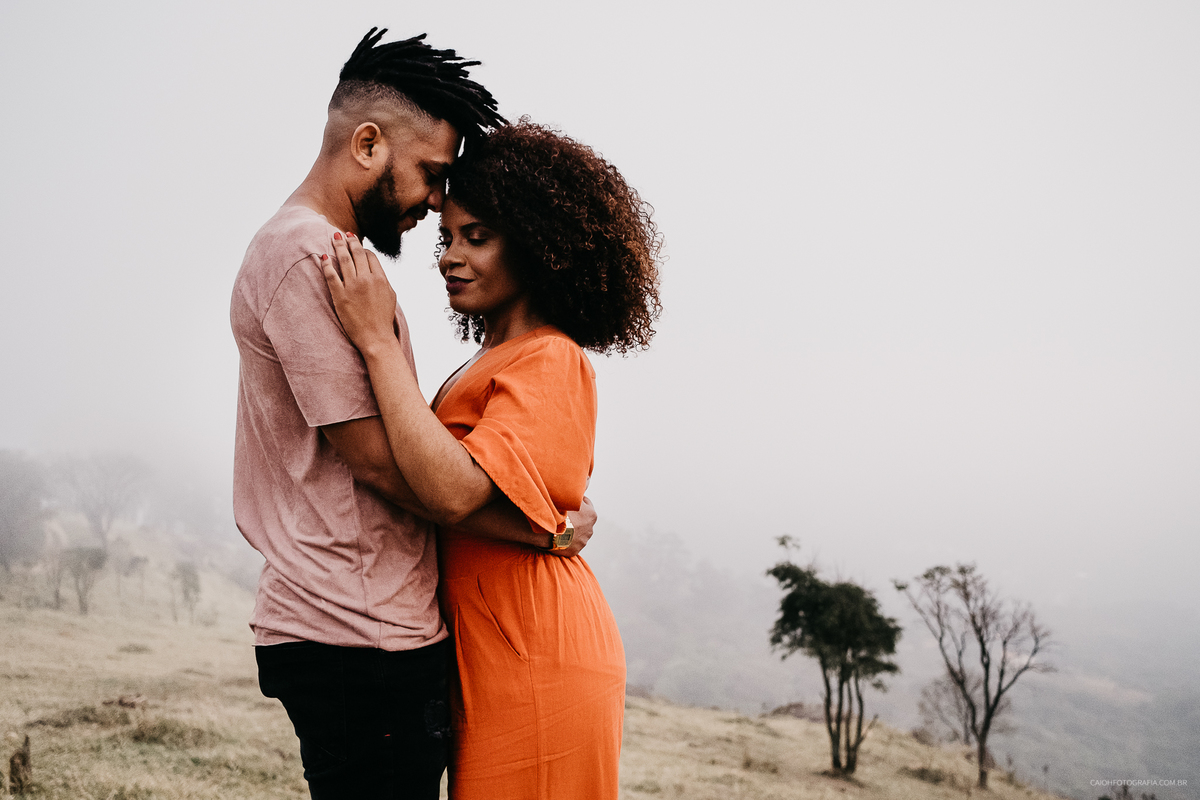 ensaio pre wedding fotografia de casamento fotos no campo fotografos de casamento sao paulo caio henrique