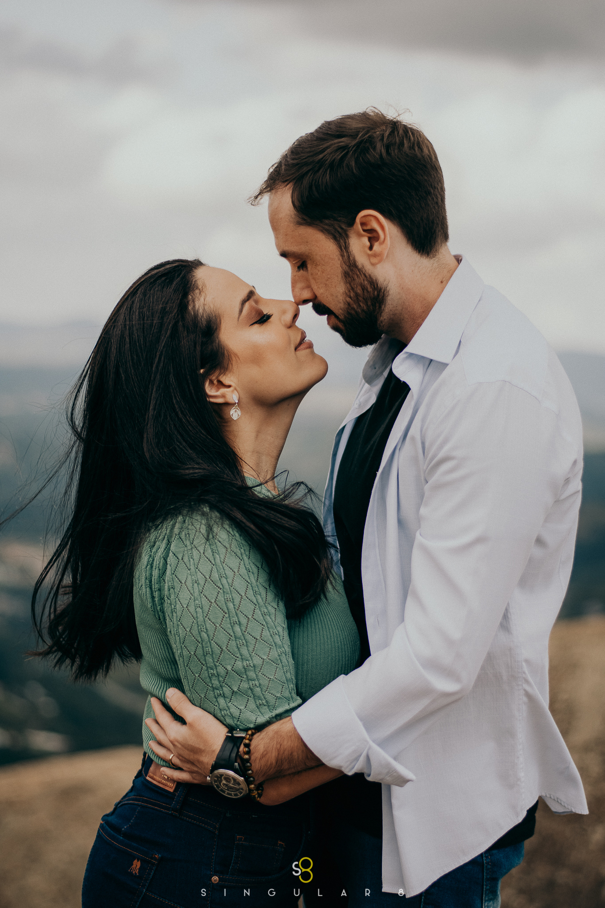 Fotografia de ensaio pré wedding no pico do olho d'agua mairiporã